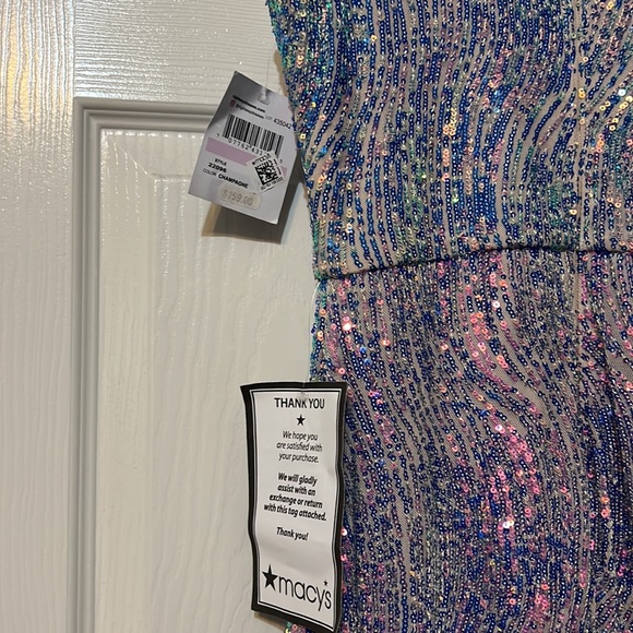 Nightway Formal Dress - Picture 10 of 10